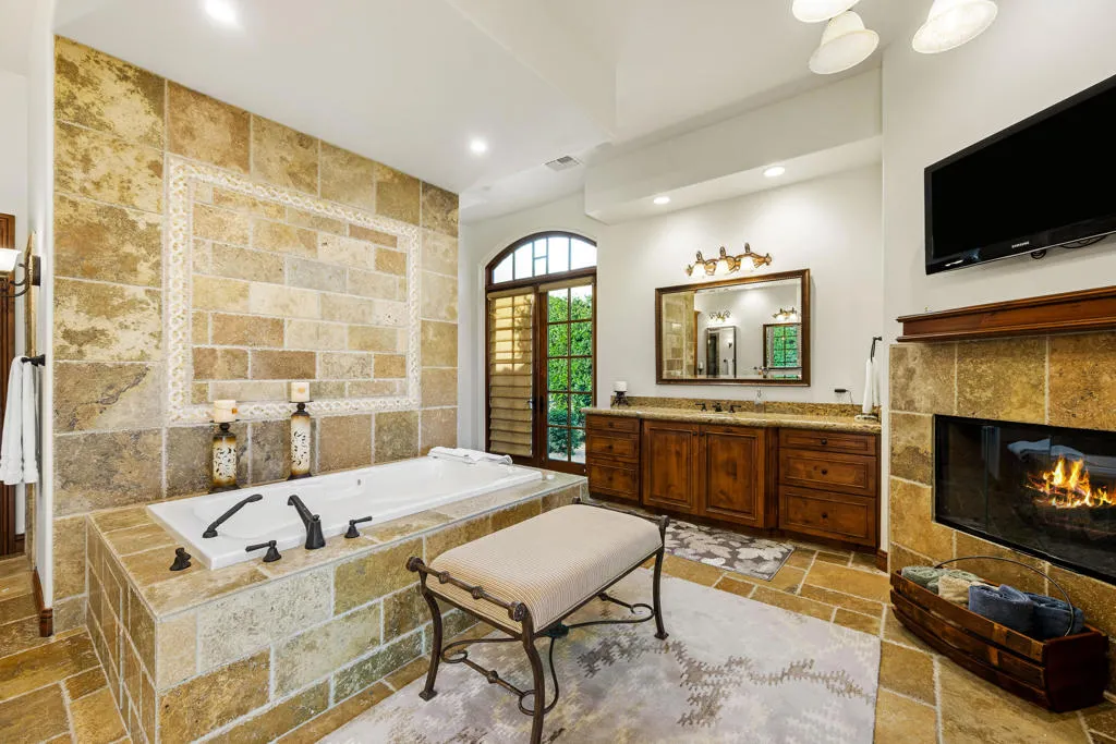 52465 Via Dona, La Quinta, California 92253 home-pic-27